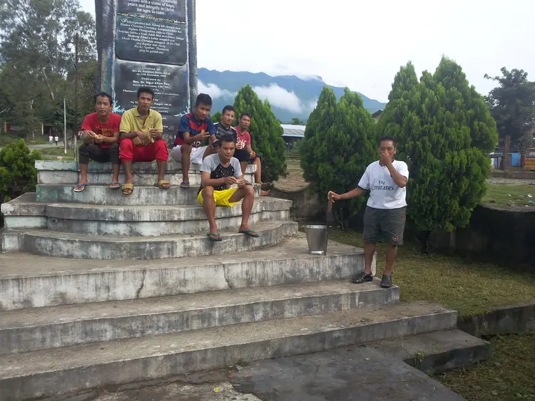 cleaning centenary monument